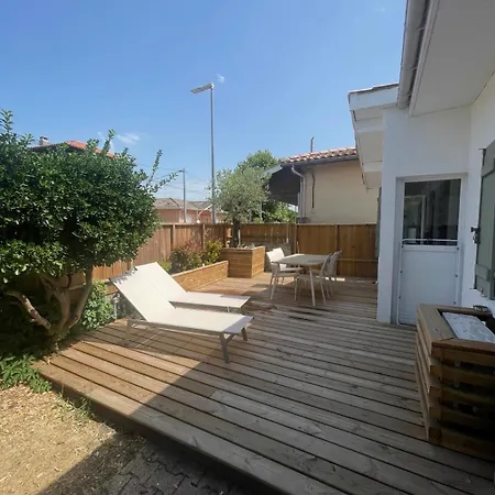 La 21, Maison, *
